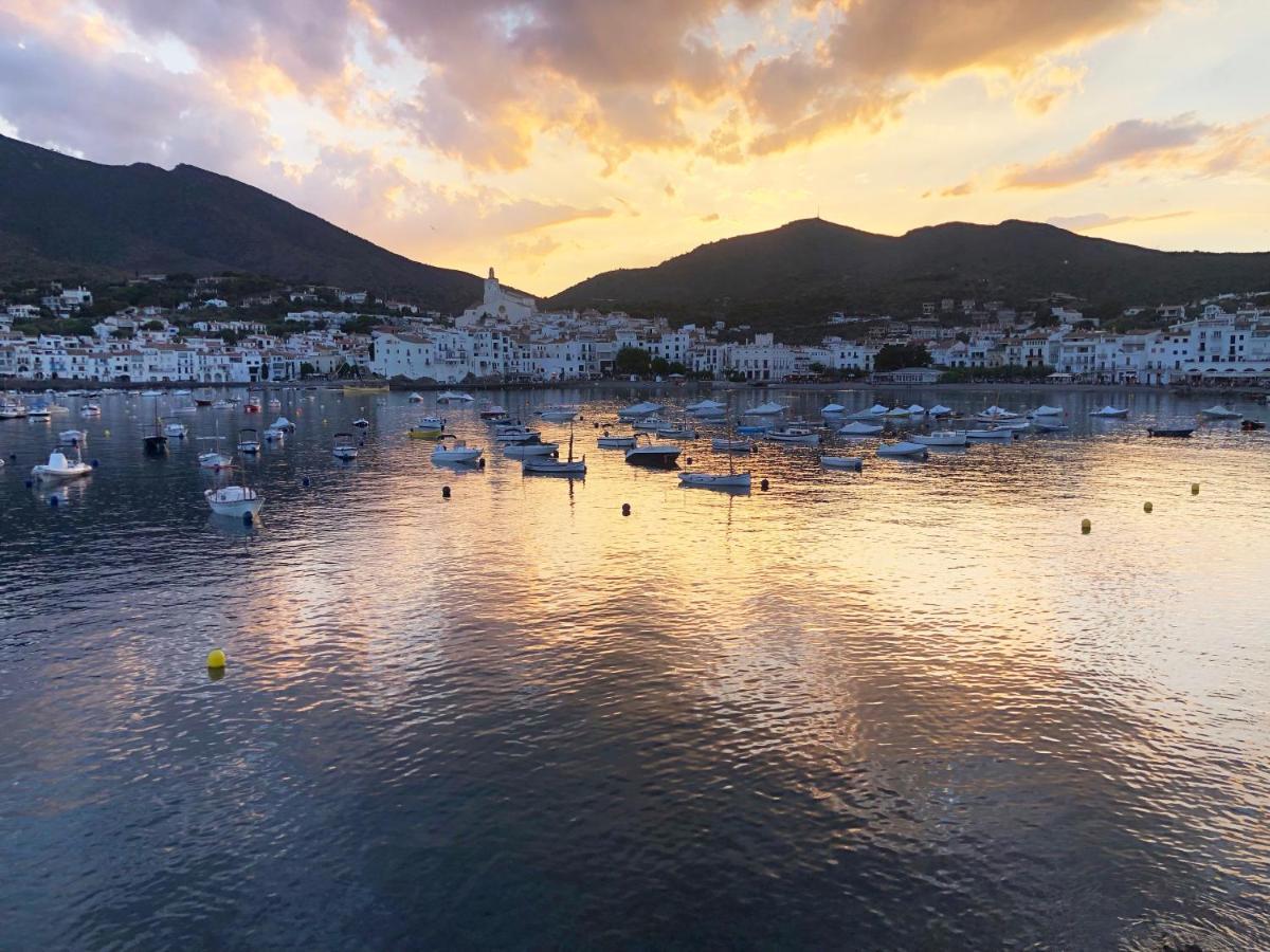 Apartamento con vistas al mar Cadaqués Exterior foto