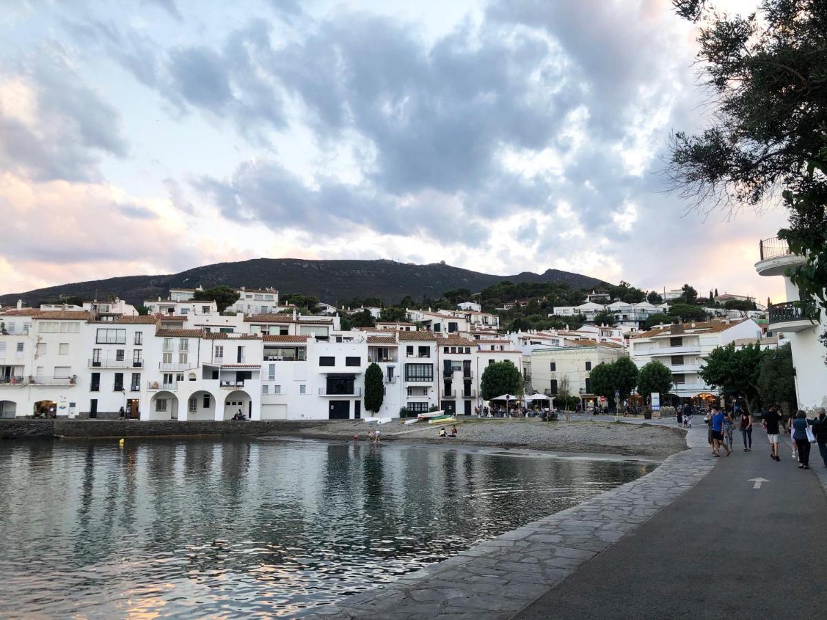 Apartamento con vistas al mar Cadaqués Exterior foto